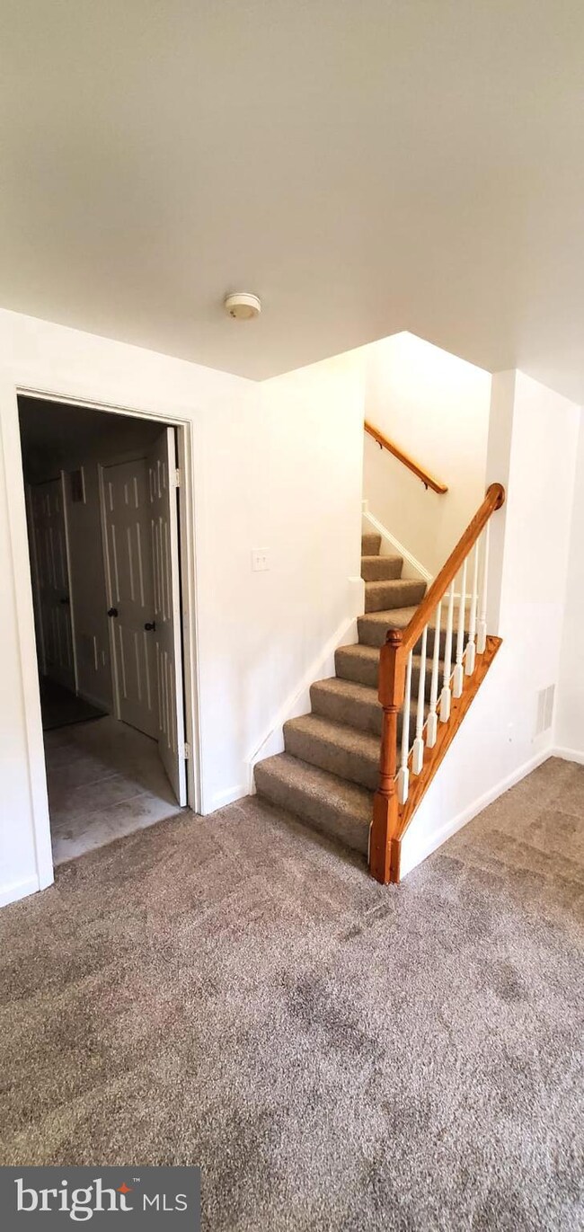 4951 Benecia Ln, Dumfries, VA 22025 - photo 7