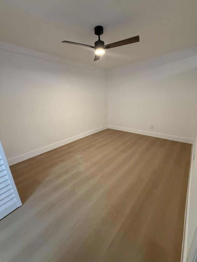 726 S 11th St, Lantana, FL 33462 - photo 3