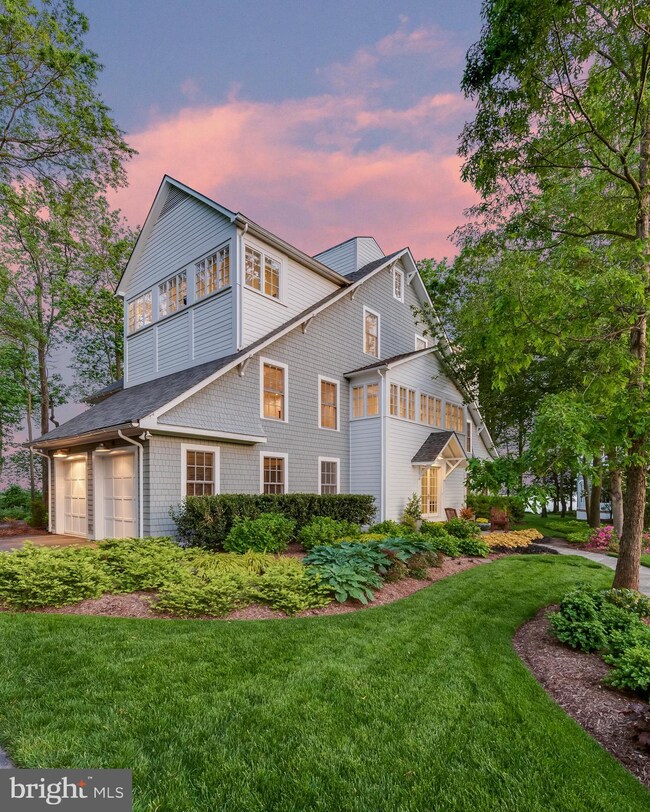 1310 Beachview Rd, Annapolis, MD 21403 - photo 2