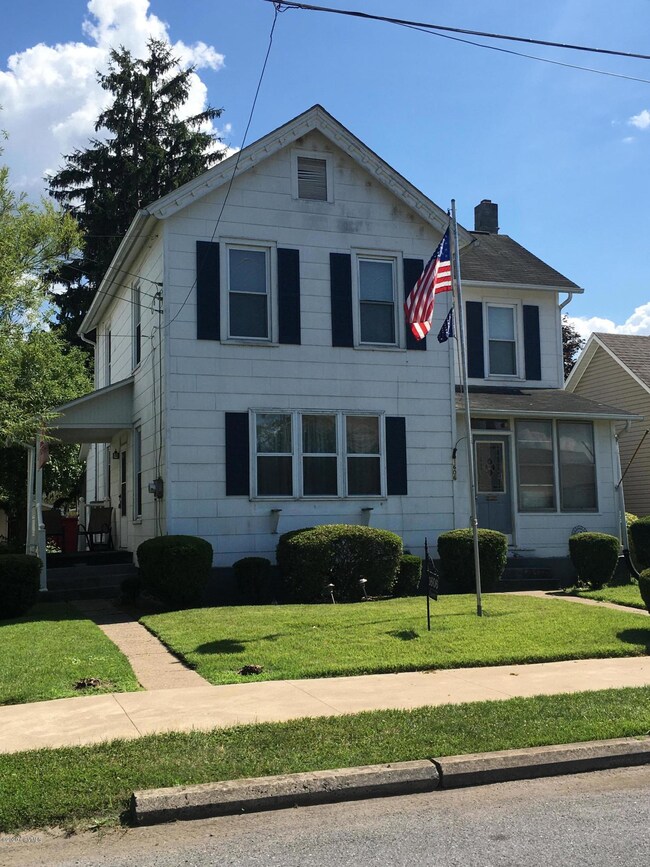 1606 Fairview Ave, Berwick, PA 18603 - photo 2