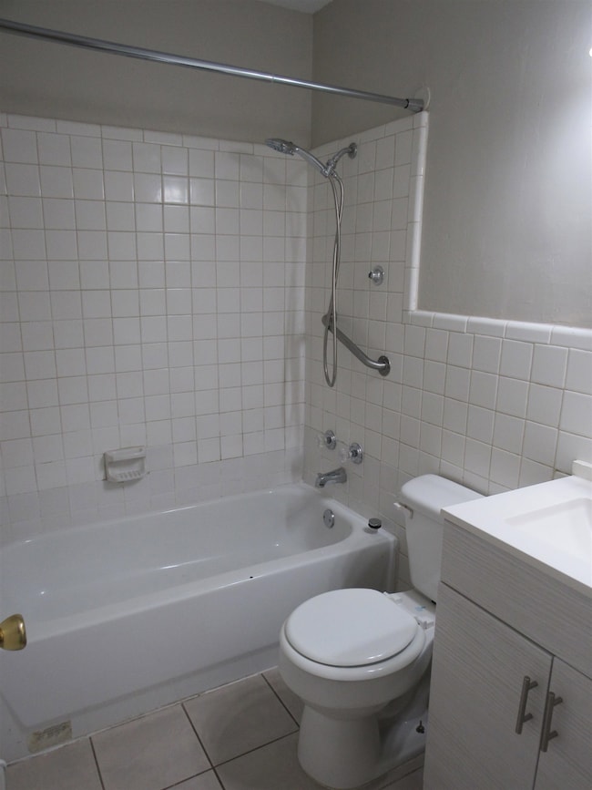 2401 E Frost St unit 1, Laredo, TX 78043 - photo 6