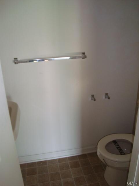 7130 Pioneer Dr unit 6-DL, Macungie, PA 18062 - photo 5