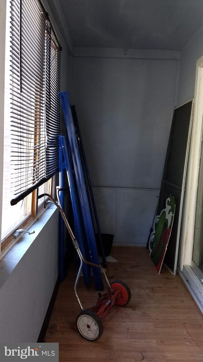 312 Market St, Gloucester City, NJ 08030 - photo 4