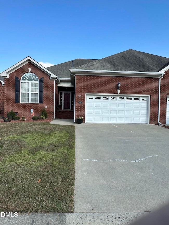 303 Commonsgate Dr, Goldsboro, NC 27530 - photo 2