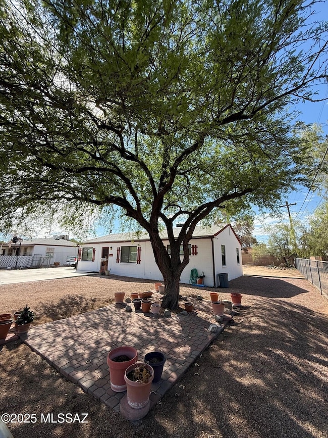 3702 E Juarez St, Tucson, AZ 85713 - photo 2