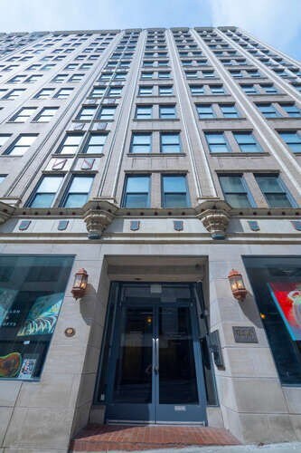 Bennie Dillon unit 904, Nashville, TN 37203 - photo 2