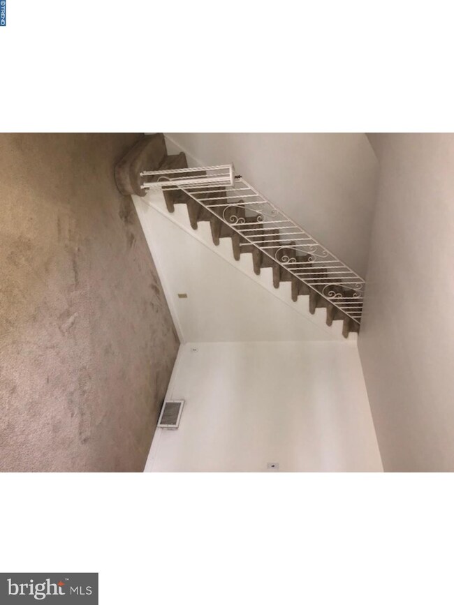 8012 Moro St, Philadelphia, PA 19136 - photo 4