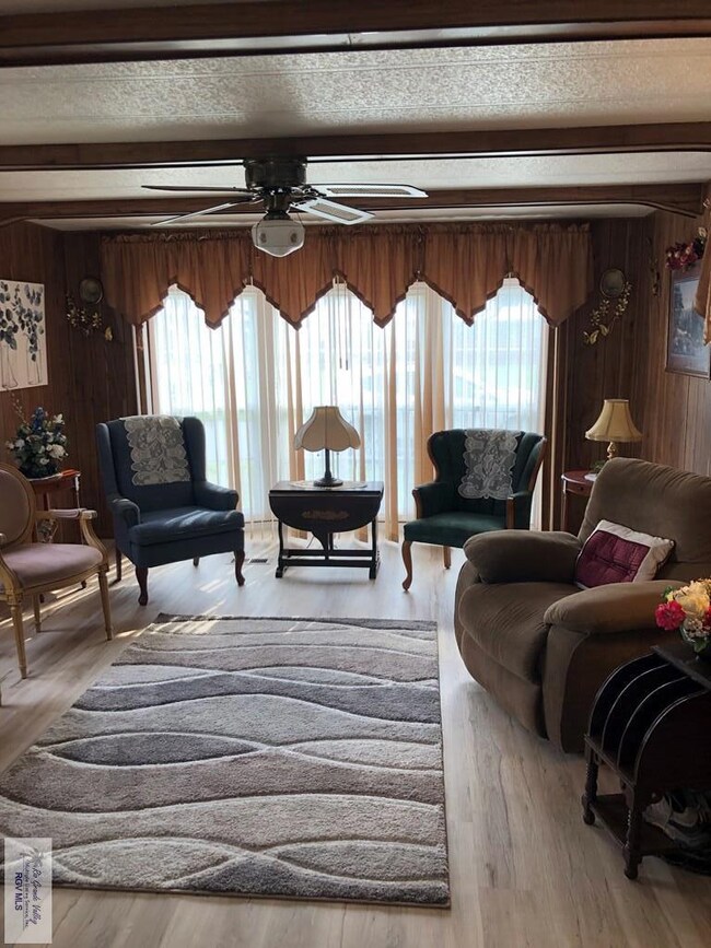 709 N Anaqua St unit 49, La Feria, TX 78559 - photo 6