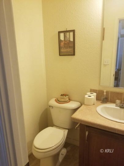 1/2 bathroom