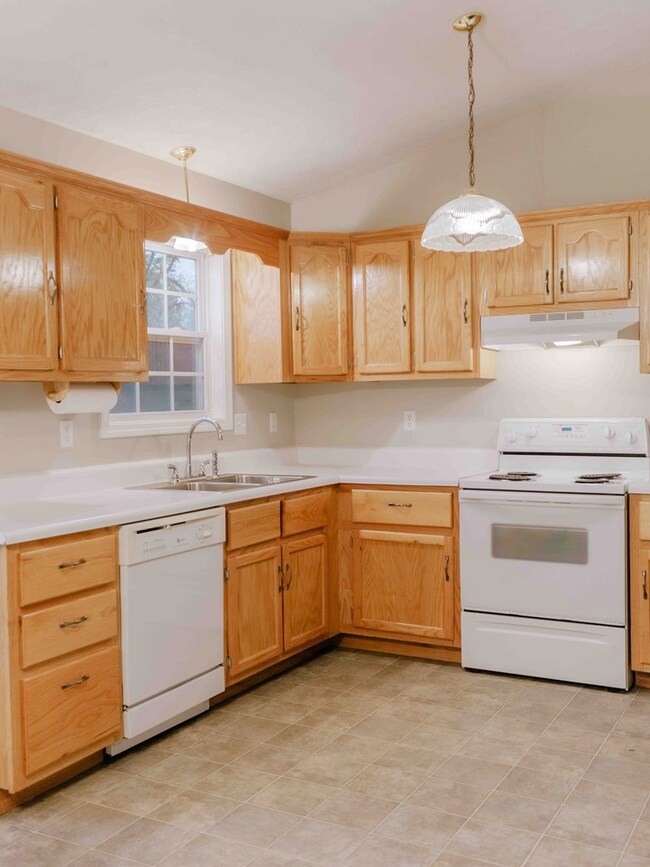 7883 Hilham Rd, Cookeville, TN 38506 - photo 6