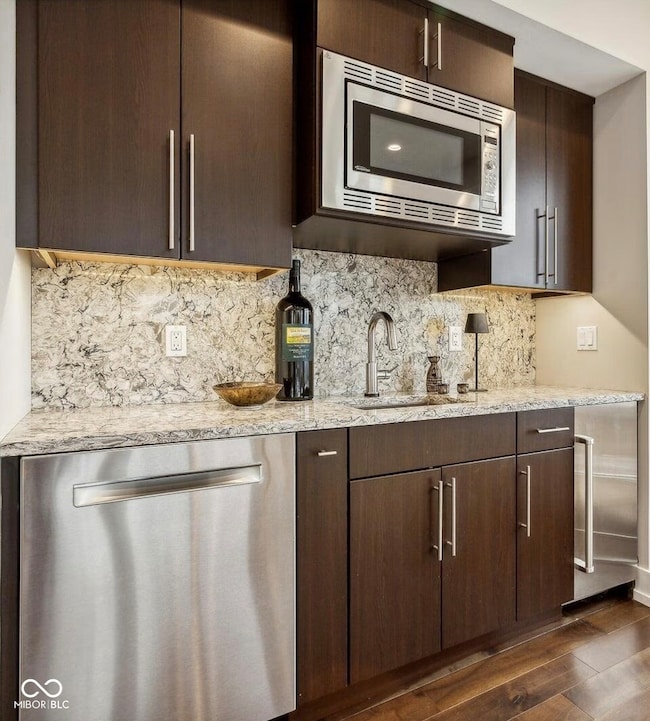 12036 Citywalk Dr, Fishers, IN 46038 - photo 4