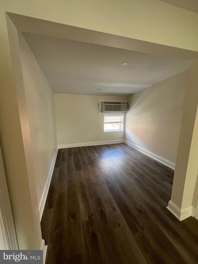 102 W State St unit 2, Kennett Square, PA 19348 - photo 5