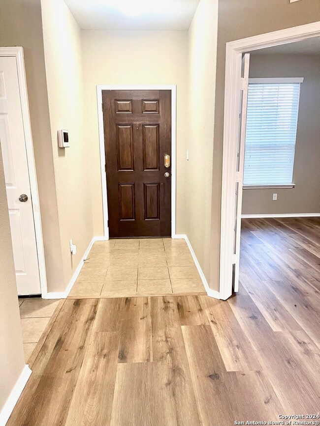 10107 Reyes Heights, San Antonio, TX 78254 - photo 4