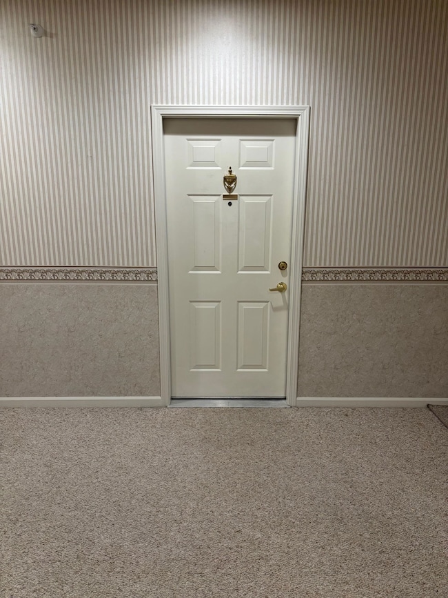 1604 S Golf Glen unit H, Madison, WI 53704 - photo 3