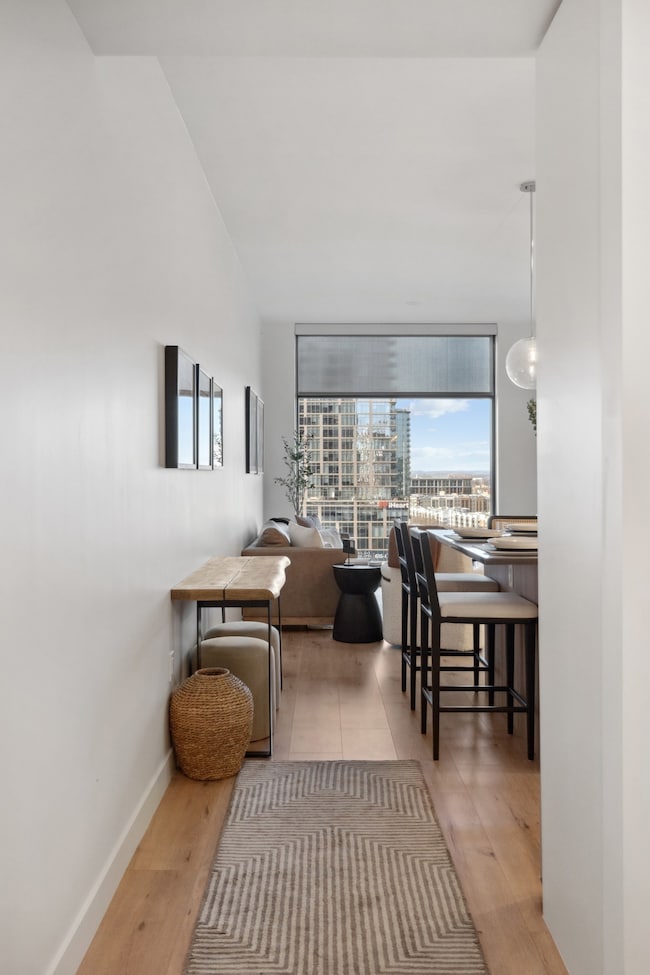 Pullman at Gulch Union unit A3(S), Nashville, TN 37203 - photo 2