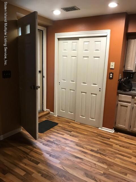 unlisted-address, Staten Island, NY 10309 - photo 7