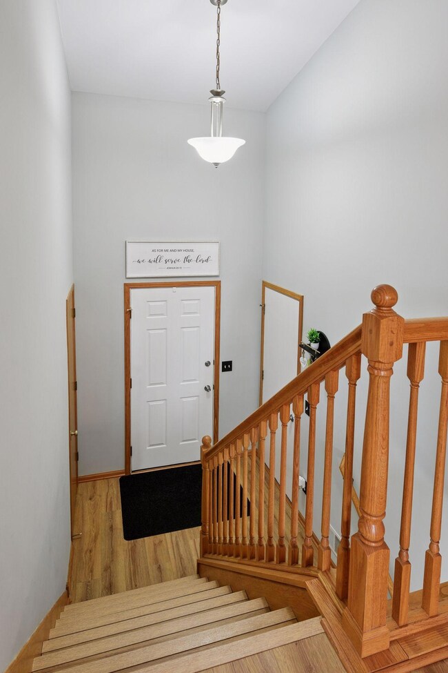 800 Orchard Cir, Belle Plaine, MN 56011 - photo 6