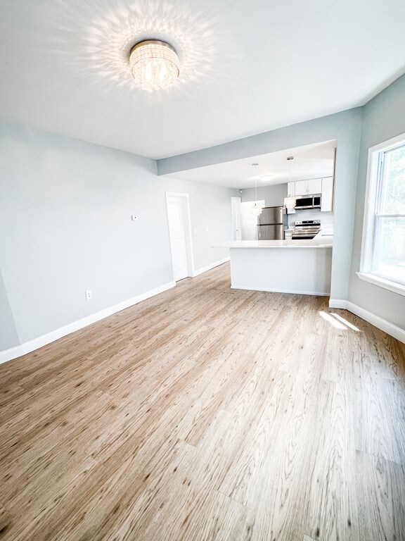 1611 N Shore Rd unit 3, Revere, MA 02151 - photo 3