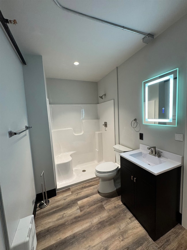 824 W 8th St, Appleton, WI 54914 - photo 5