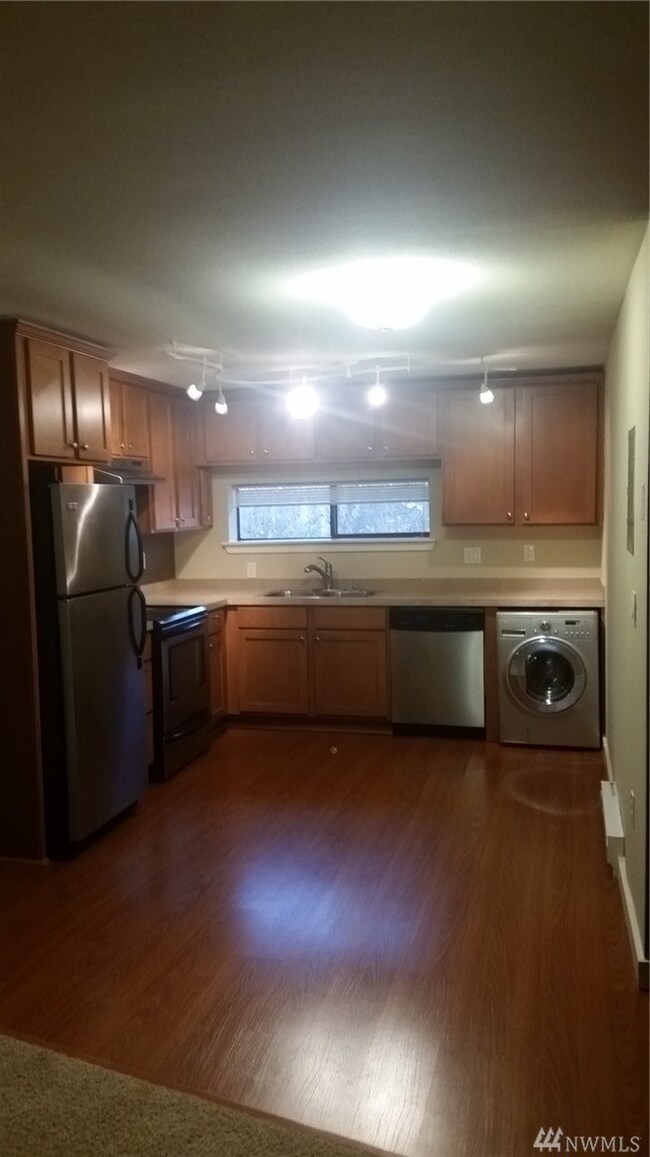 23405 16th Place S unit C302, Des Moines, WA 98198 - photo 6