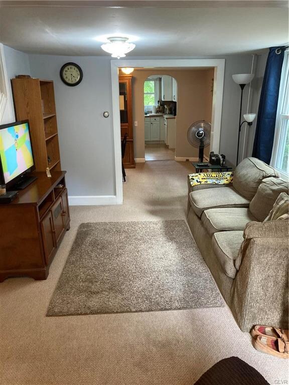 3252 Quarry St, Whitehall, PA 18052 - photo 6