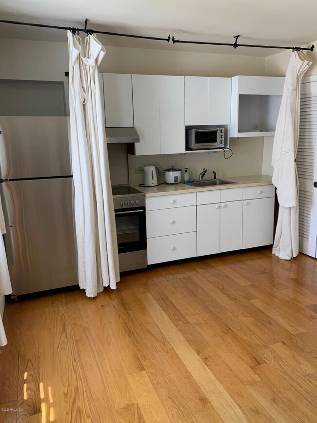 697 Steamboat Rd, Greenwich, CT 06830 - photo 5