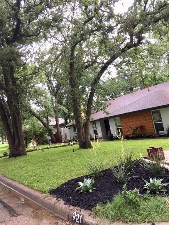 921 Edgecliff Dr, Bedford, TX 76022 - photo 5