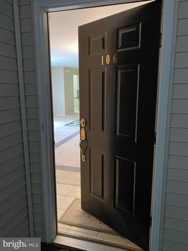 106 Natalie Rd unit 106, Riverside, NJ 08075 - photo 2