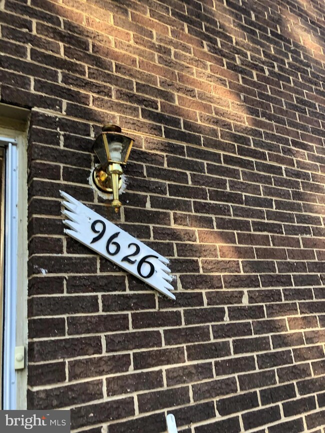 9626 Hagel Cir unit D, Lorton, VA 22079 - photo 4