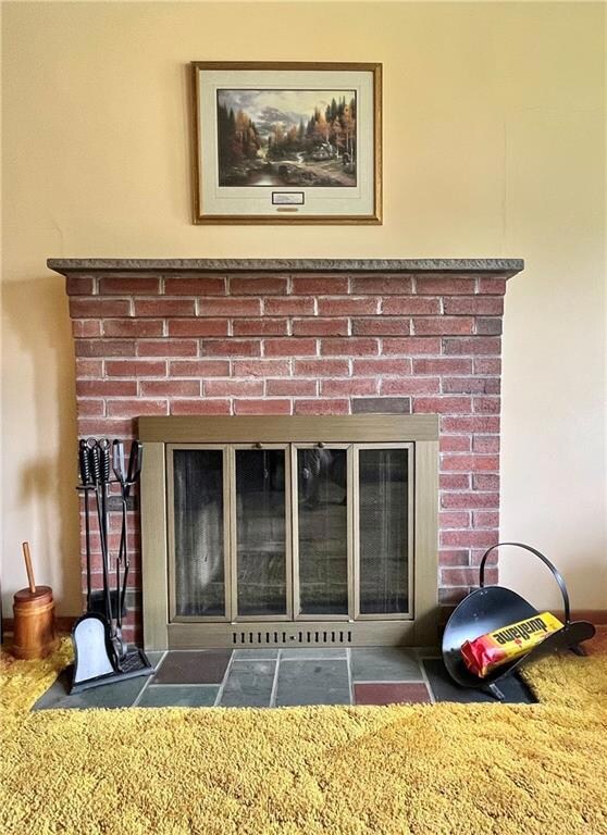 74 Falcon Ave, Warwick, RI 02888 - photo 3