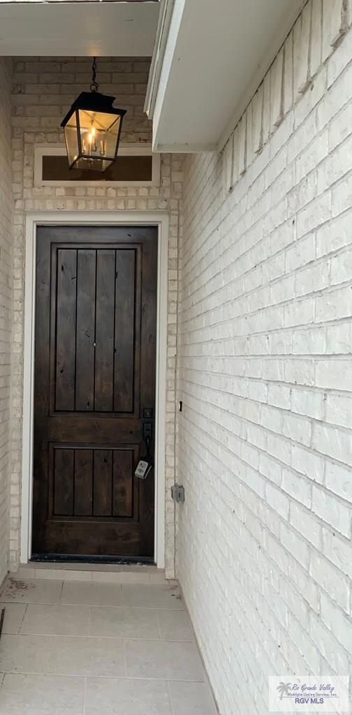 501 Pine Oak St, Donna, TX 78537 - photo 2