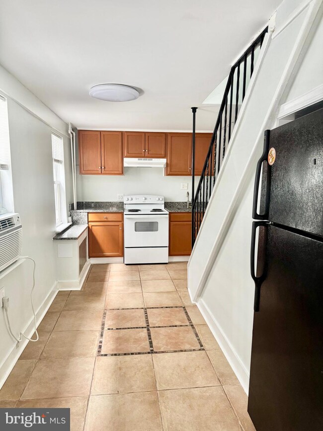 305 S High St, Baltimore, MD 21202 - photo 6