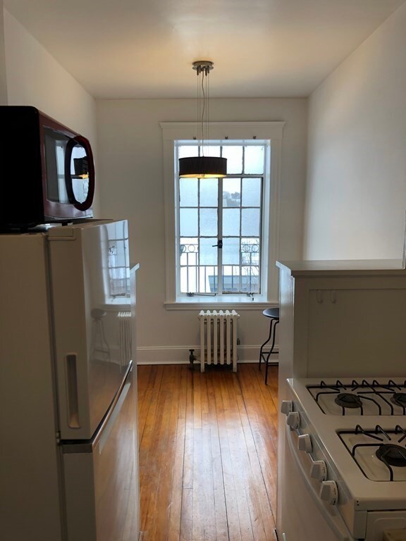 40 Linnaean St unit 14, Cambridge, MA 02138 - photo 5