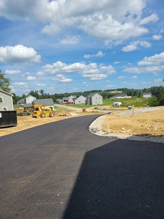 56 Jennings Rd, Charlton, MA 01507 - photo 4