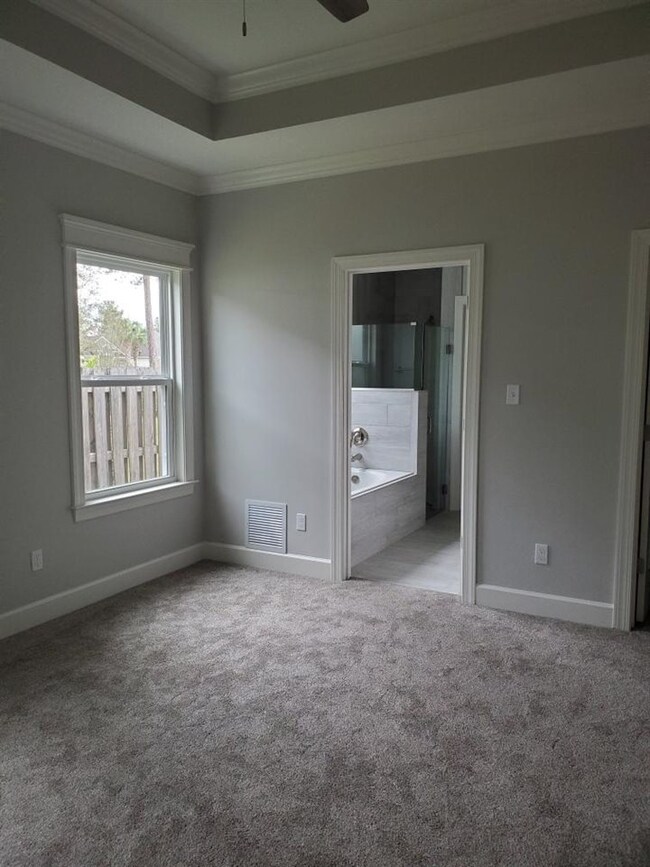 114 Churchill Dr, Crawfordville, FL 32327 - photo 5