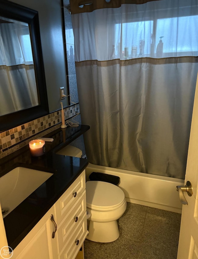 22500 Raymond St, Saint Clair Shores, MI 48082 - photo 6