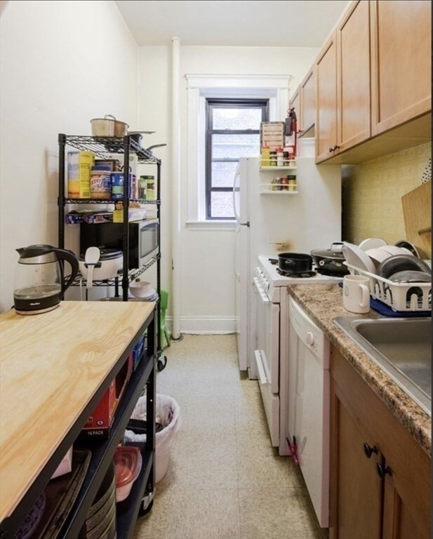 39 Glenville Ave unit 5, Boston, MA 02134 - photo 2