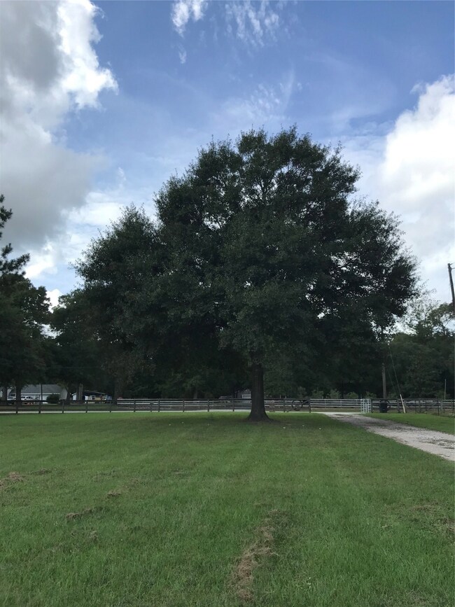 9291 Fosters Bend, Cleveland, TX 77328 - photo 2