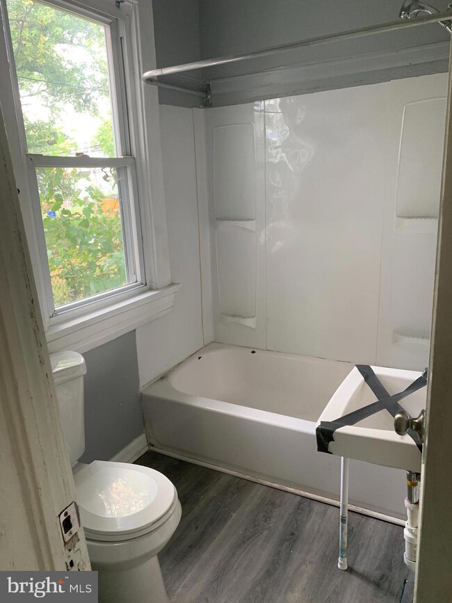 4018 Boarman Ave, Baltimore, MD 21215 - photo 6