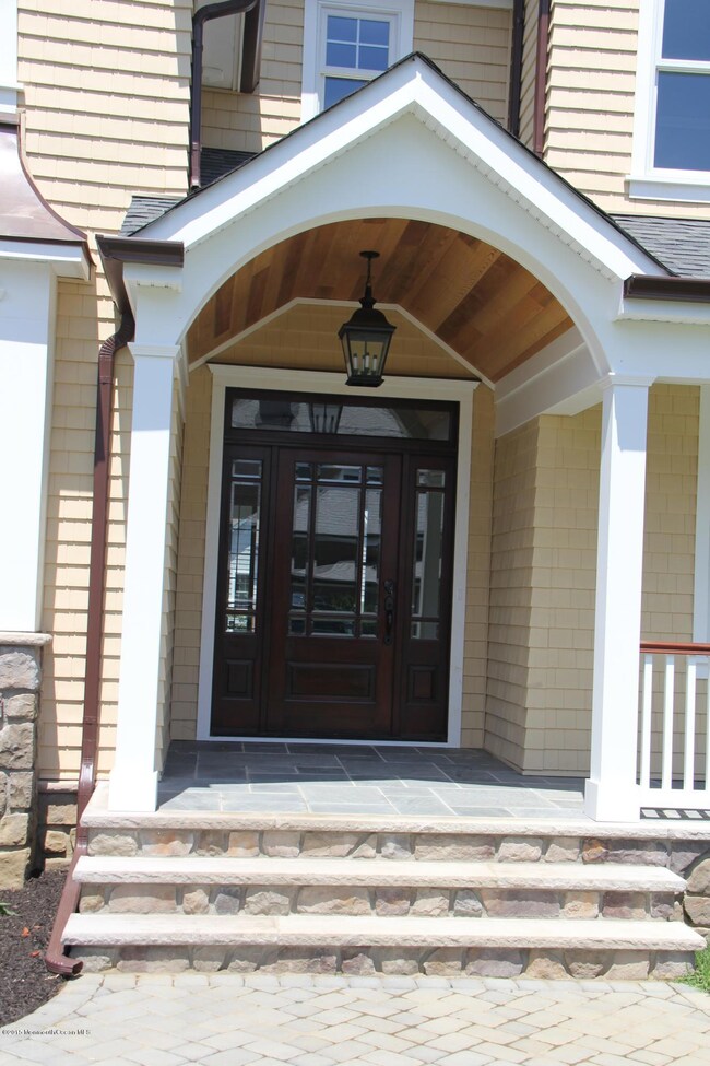 PORTICO
