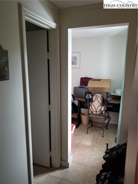 385 Wildcat Rd, Deep Gap, NC 28618 - photo 7