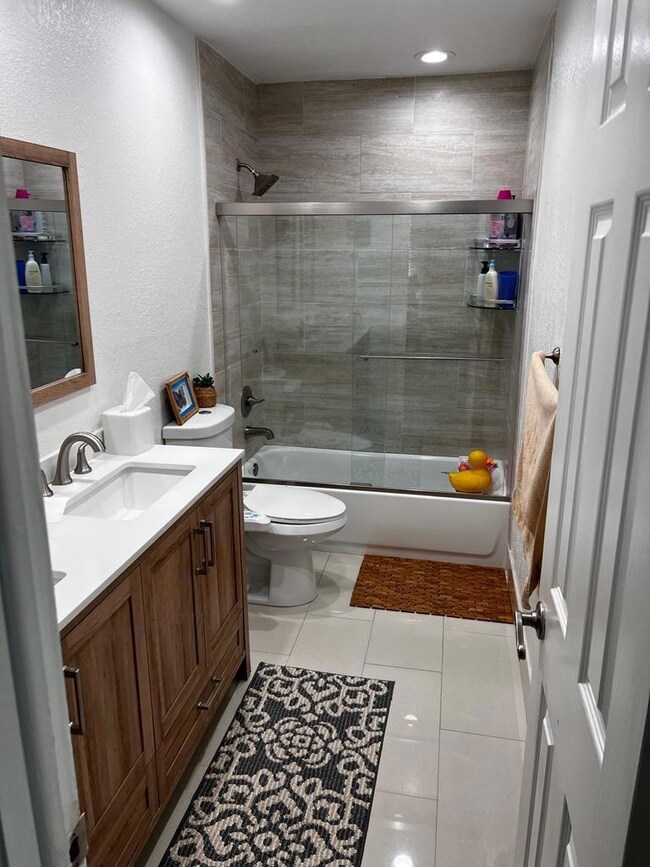 3671 E Citrus Trace, Davie, FL 33328 - photo 2