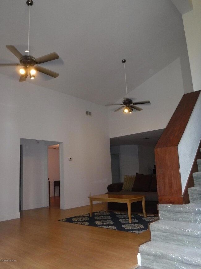 3910 Darlene Rd, Middleburg, FL 32068 - photo 5