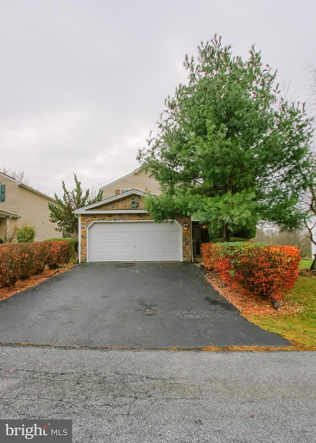 6065 Regent Dr, Harrisburg, PA 17112 - photo 3