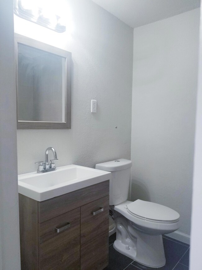 2317 Tremont Ave, El Paso, TX 79930 - photo 7