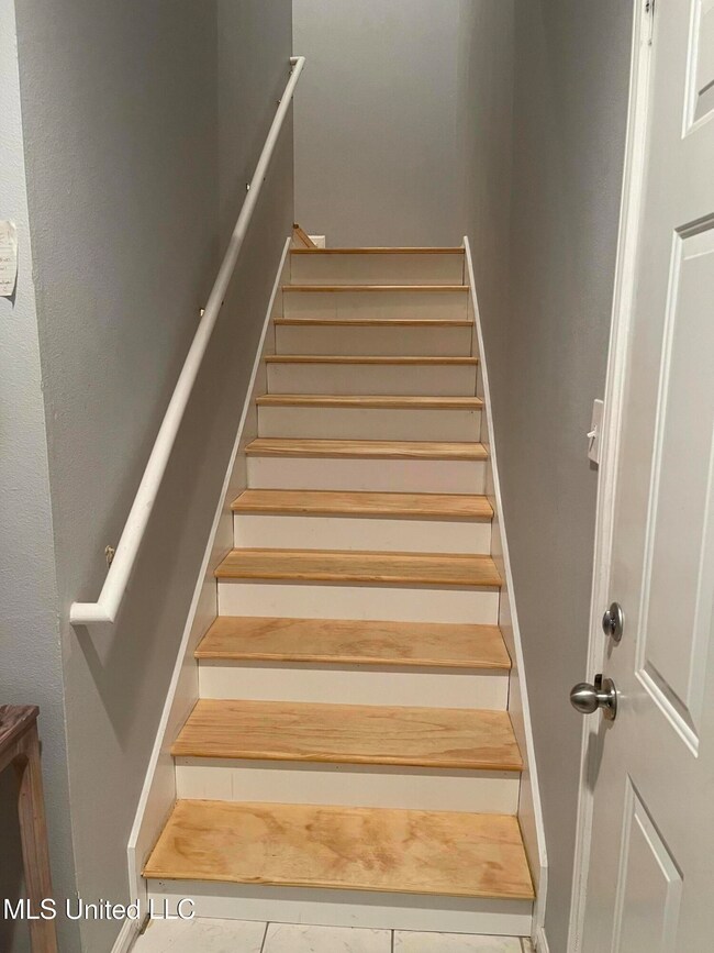 2252 Beach Dr unit 1303, Gulfport, MS 39507 - photo 3