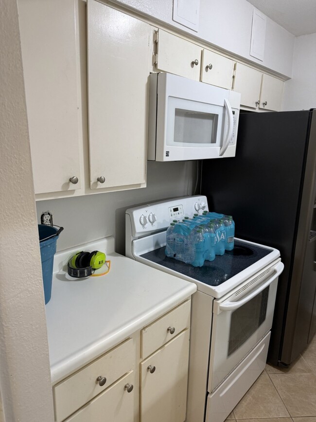 Lodge at Walden unit 106, Montgomery, TX 77356 - photo 7