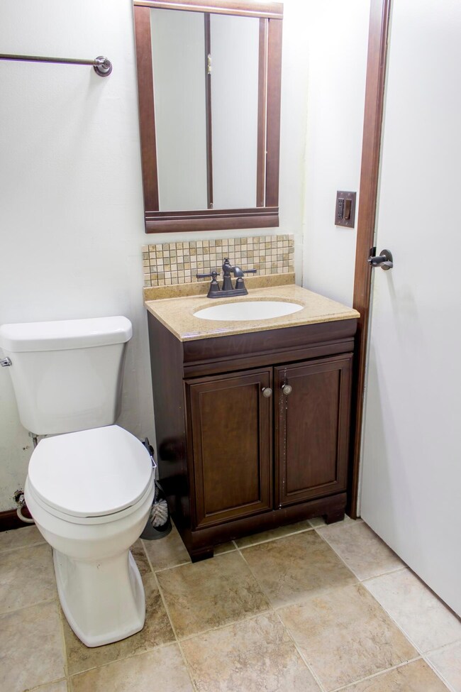 5428 Carbondale Dr, Columbus, OH 43232 - photo 6