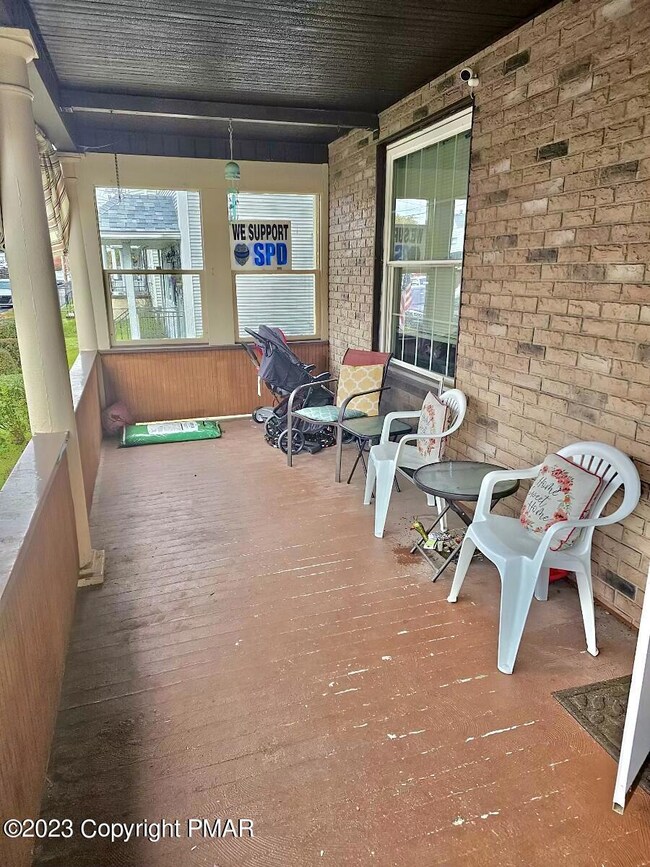 916 W Elm St, Scranton, PA 18504 - photo 3