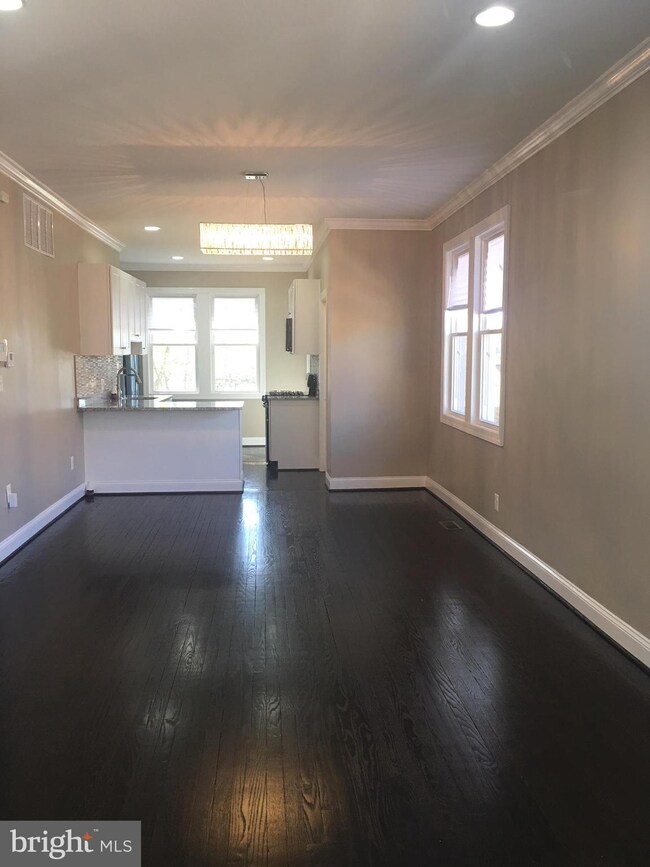 517 Opus Ave, Capitol Heights, MD 20743 - photo 2